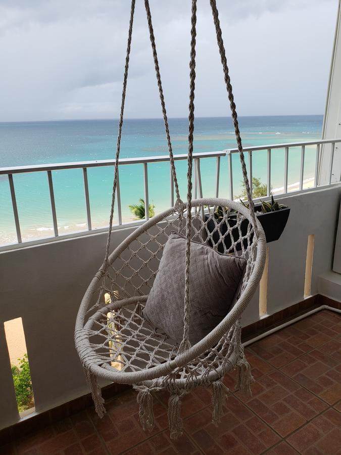 Gorgeous Beach Front Studio With Electricity Water Ac Luquillo Extérieur photo